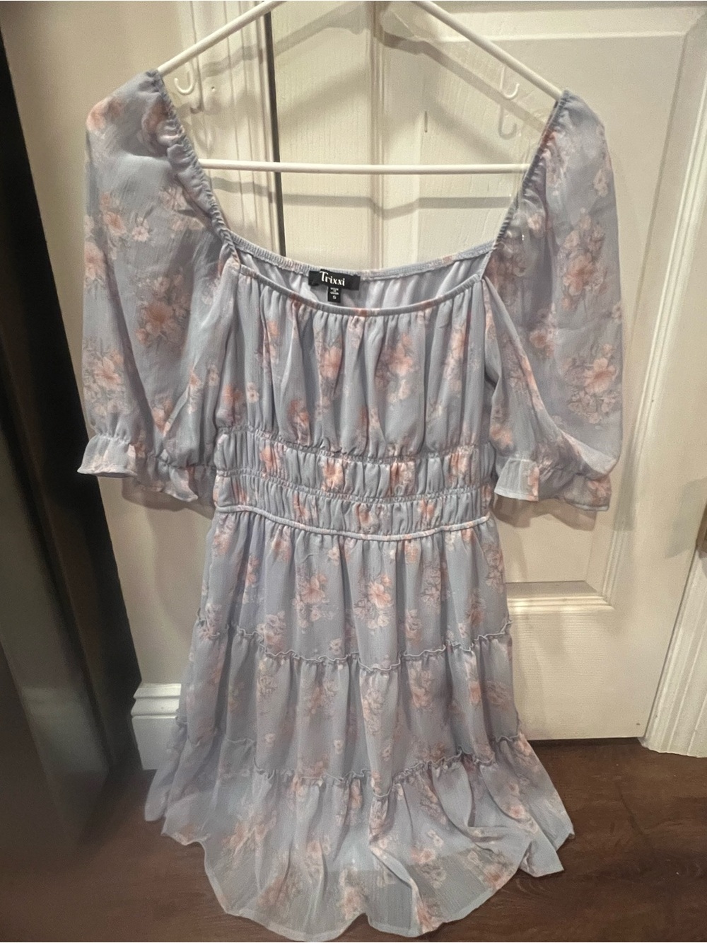 Trixxi dress size small